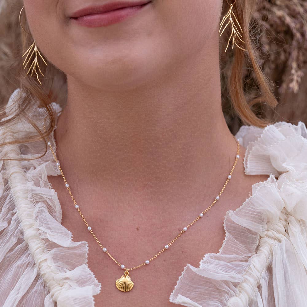 Amano Studio - Scallop Shell and Pearl Station Chain Necklace